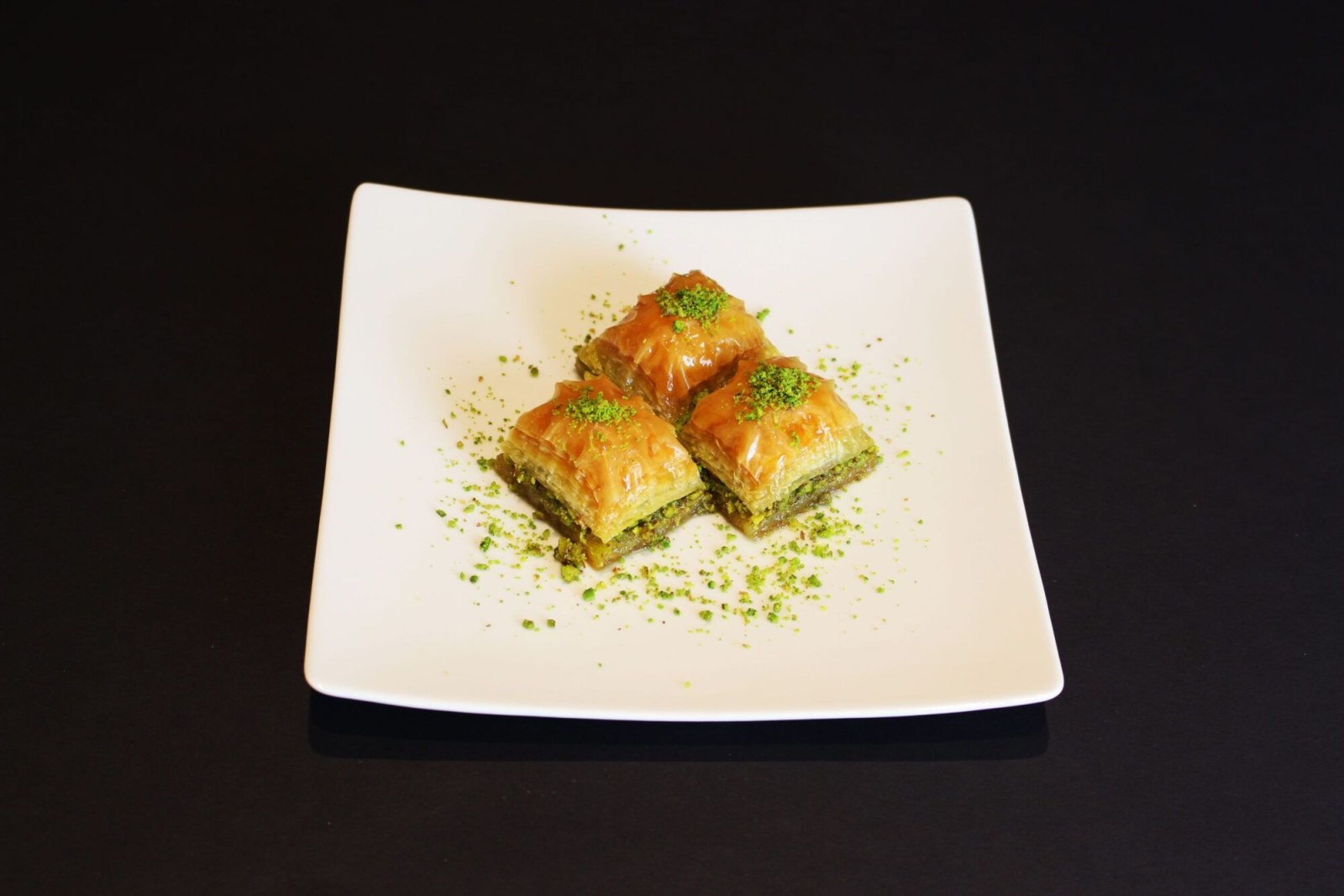 Fıstıklı Kuru Baklava (1 kg.)