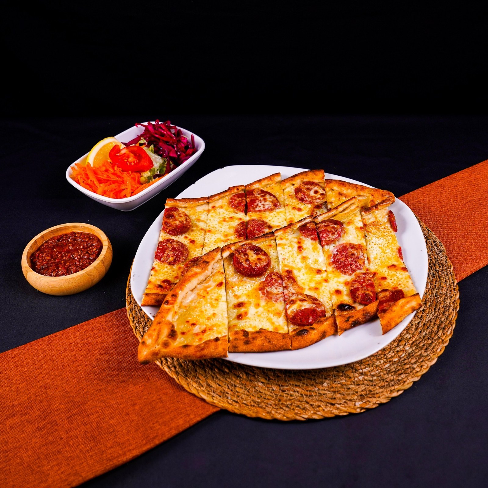 Sucuklu Kaşarlı Pide (50 cm.)