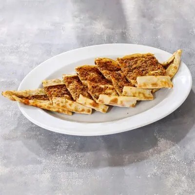 Ispanaklı Kıymalı Pide