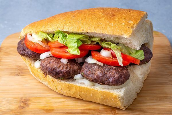Köfte Ekmek (Yarım Ekmek)