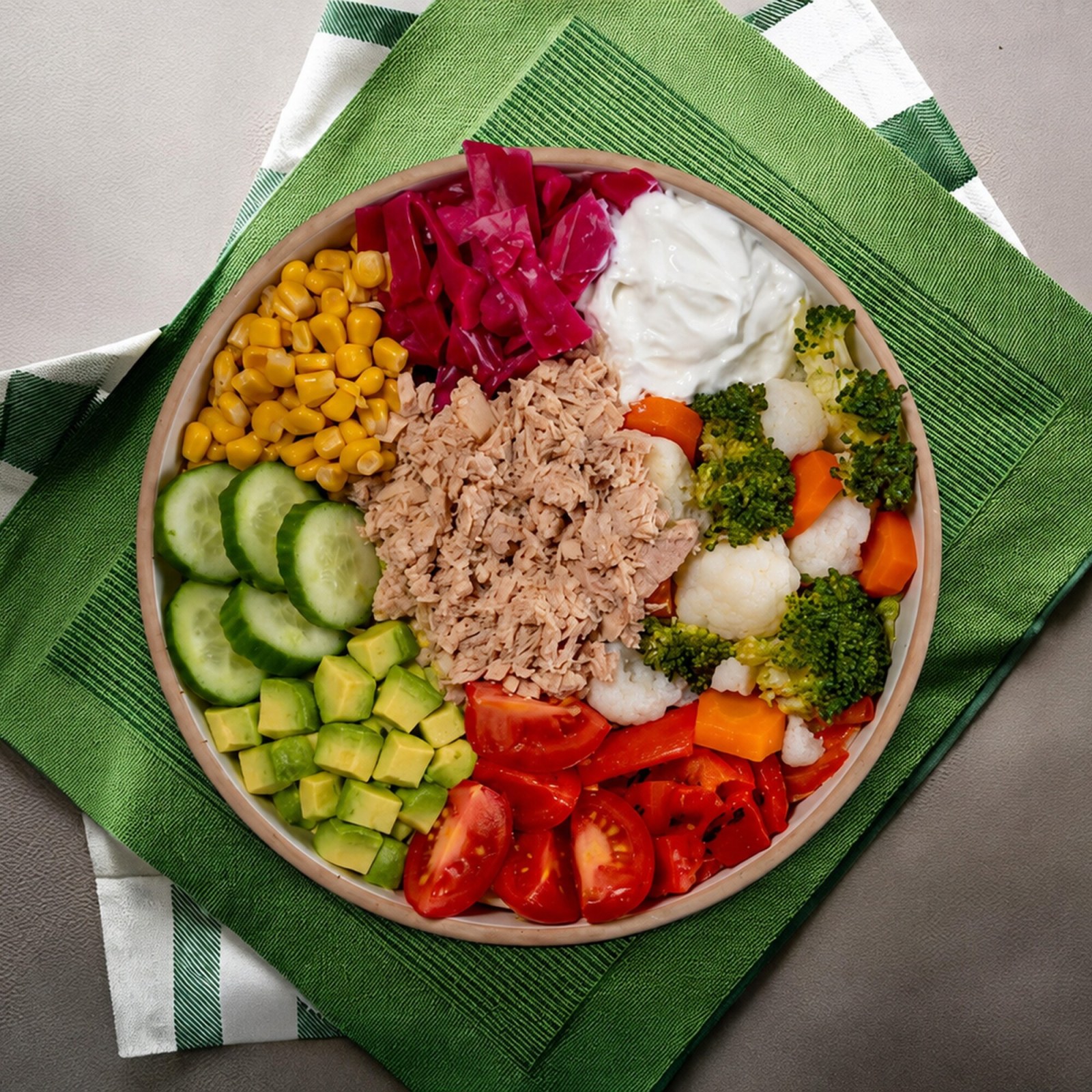 Ton Balıklı Bowl