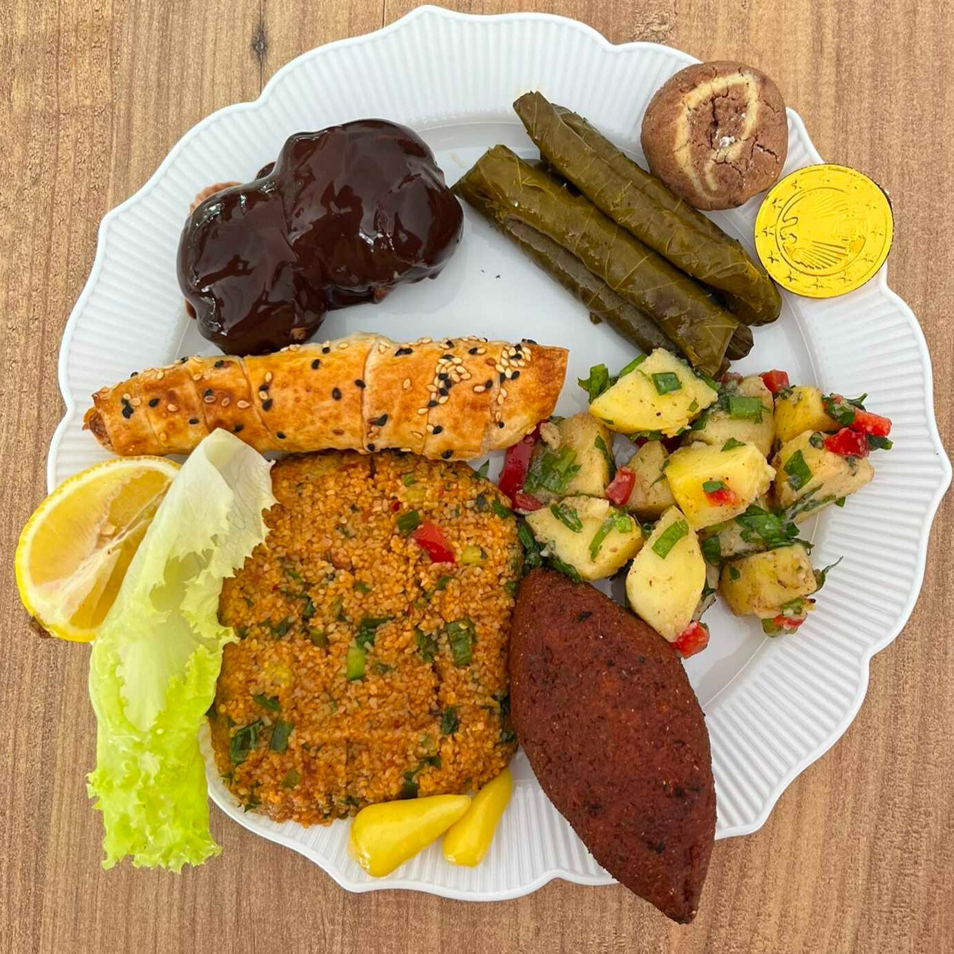 Doyuran Ziyafet Tabağı