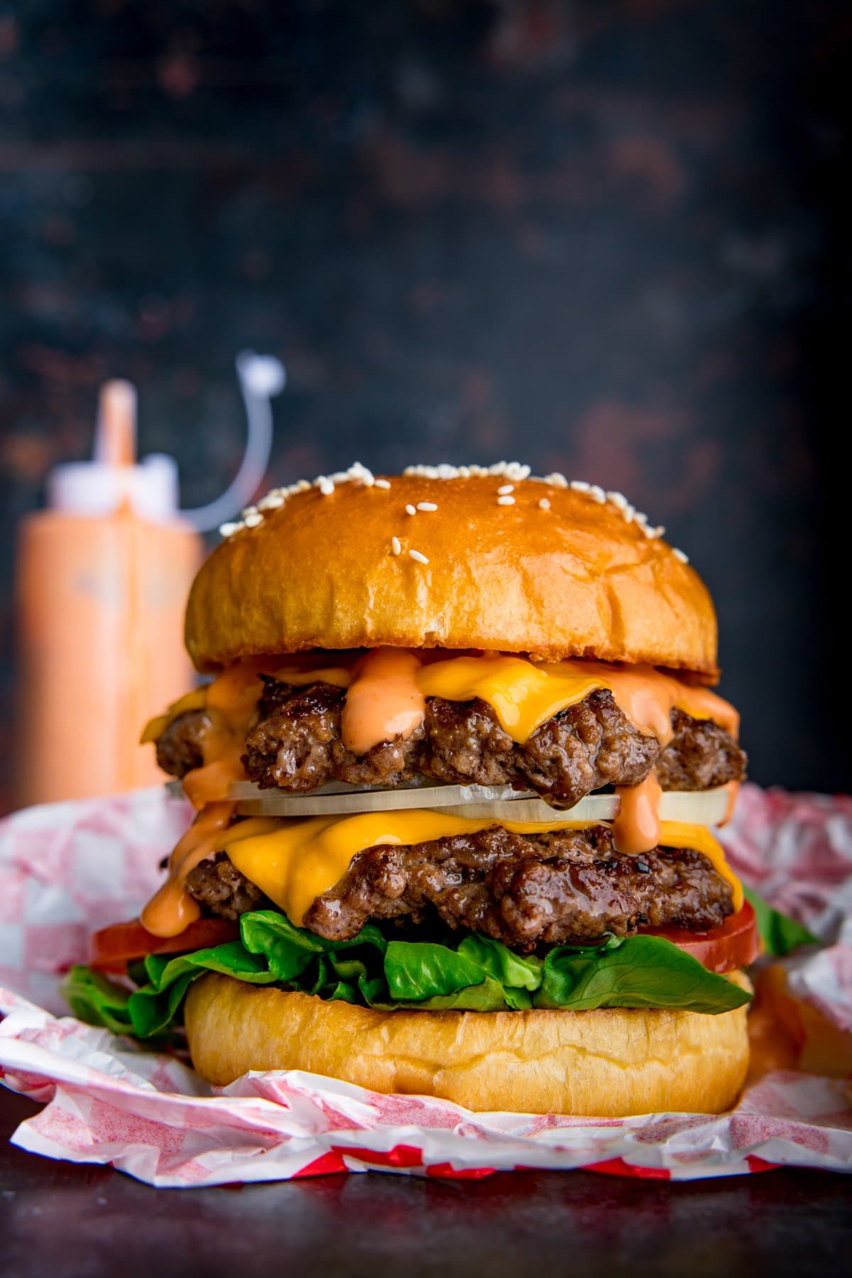 Double Meat And Cheddar Burger Menü