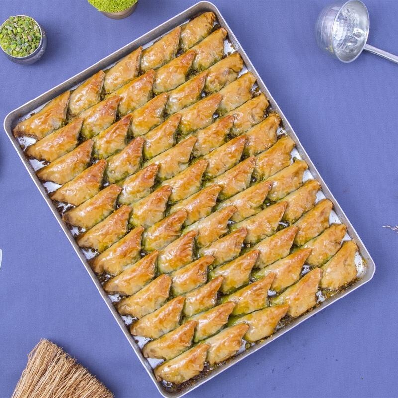 Şöbiyet Fıstıklı Tepsi Baklava