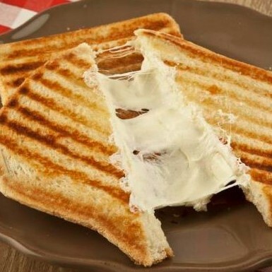 Kaşarlı Tost (tost ekmeği)