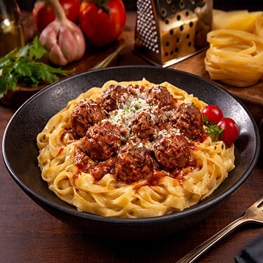 İsveç Köfteli Soslu (Günlük Taze Makarna Fettuccine)
