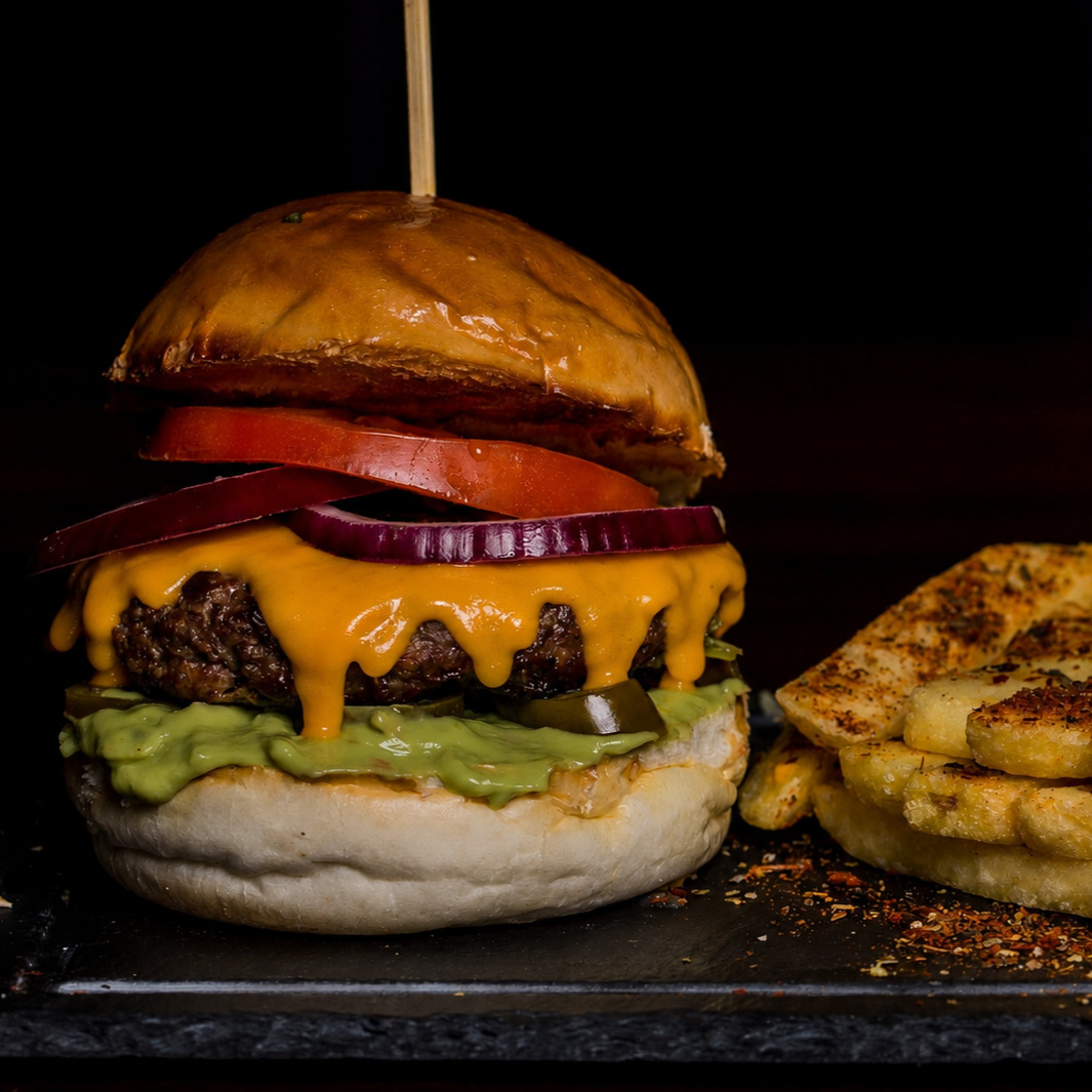 Kuzu Special Mexican Burger