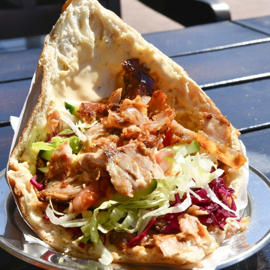 Berlin Usulu Tombik Döner Ve Pepsi