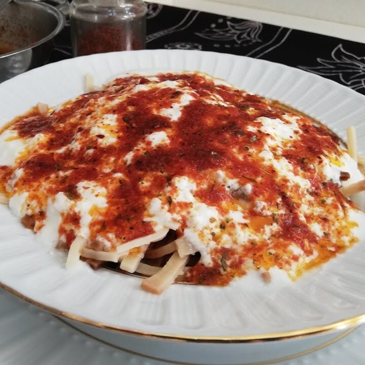 Yoğurtlu Erişte