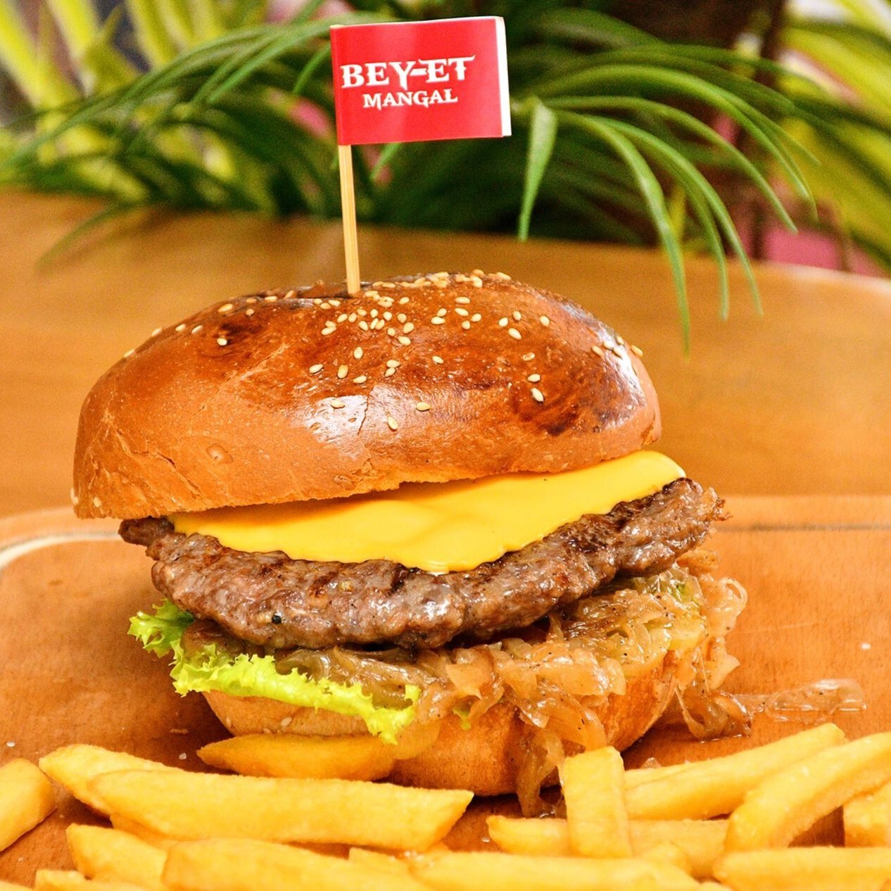 Bey Cheese Burger (200 gr.)