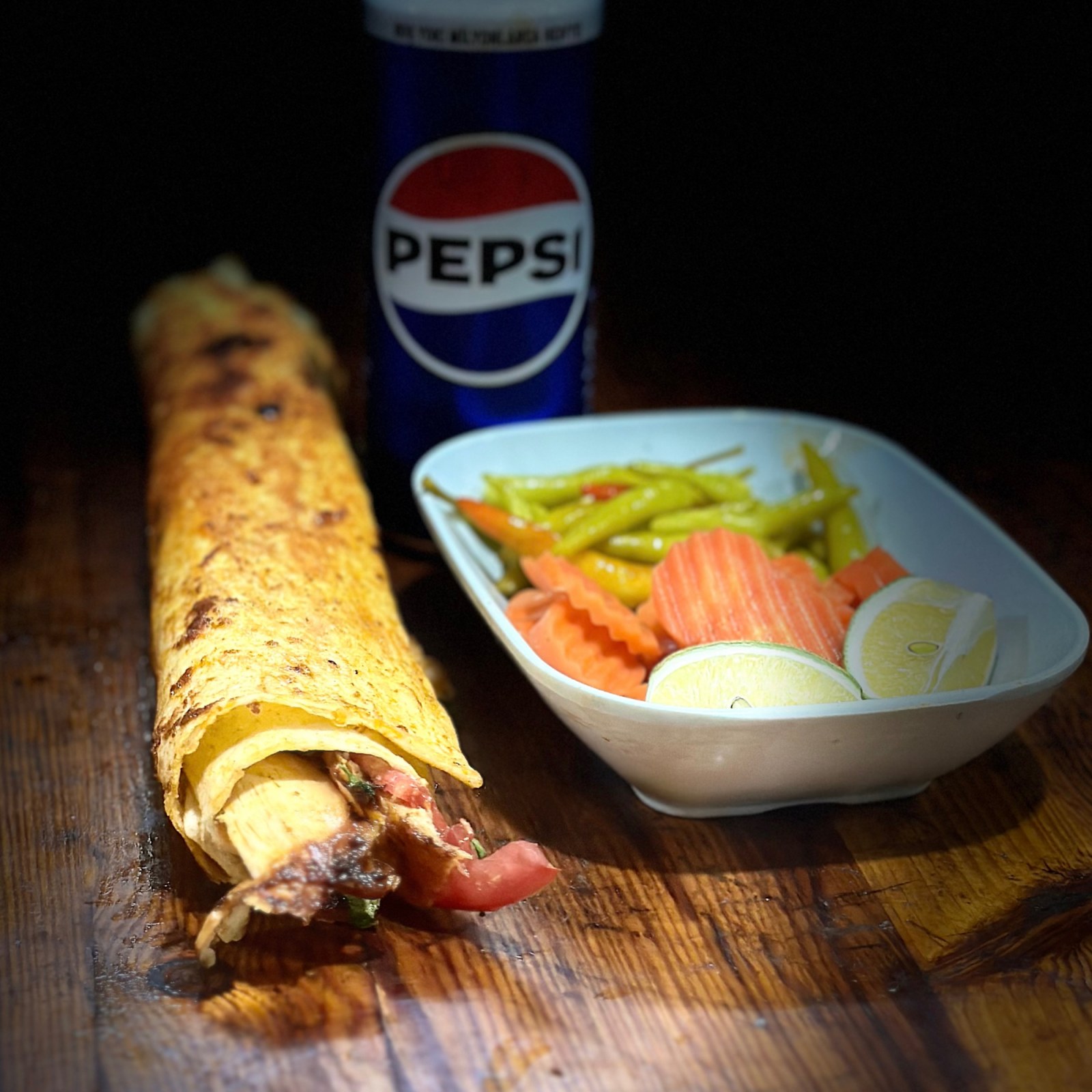 Kaşarlı Tavuk + 250 mlPepsi +turşu ile