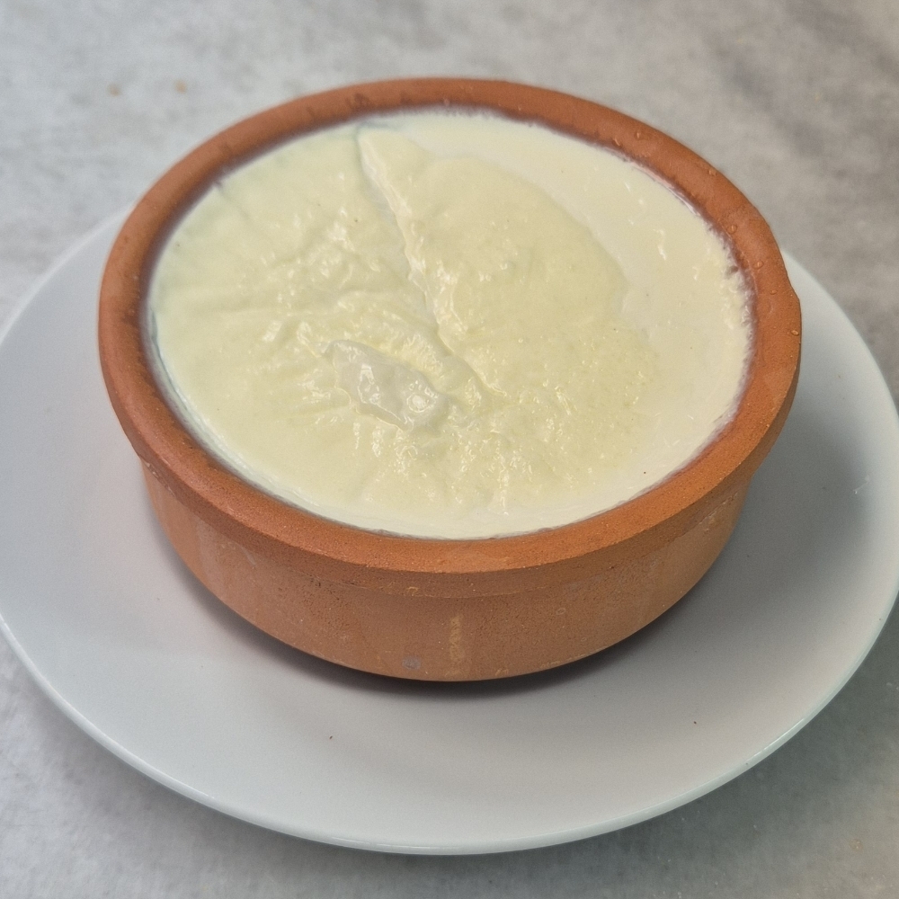Manda & İnek Yoğurdu