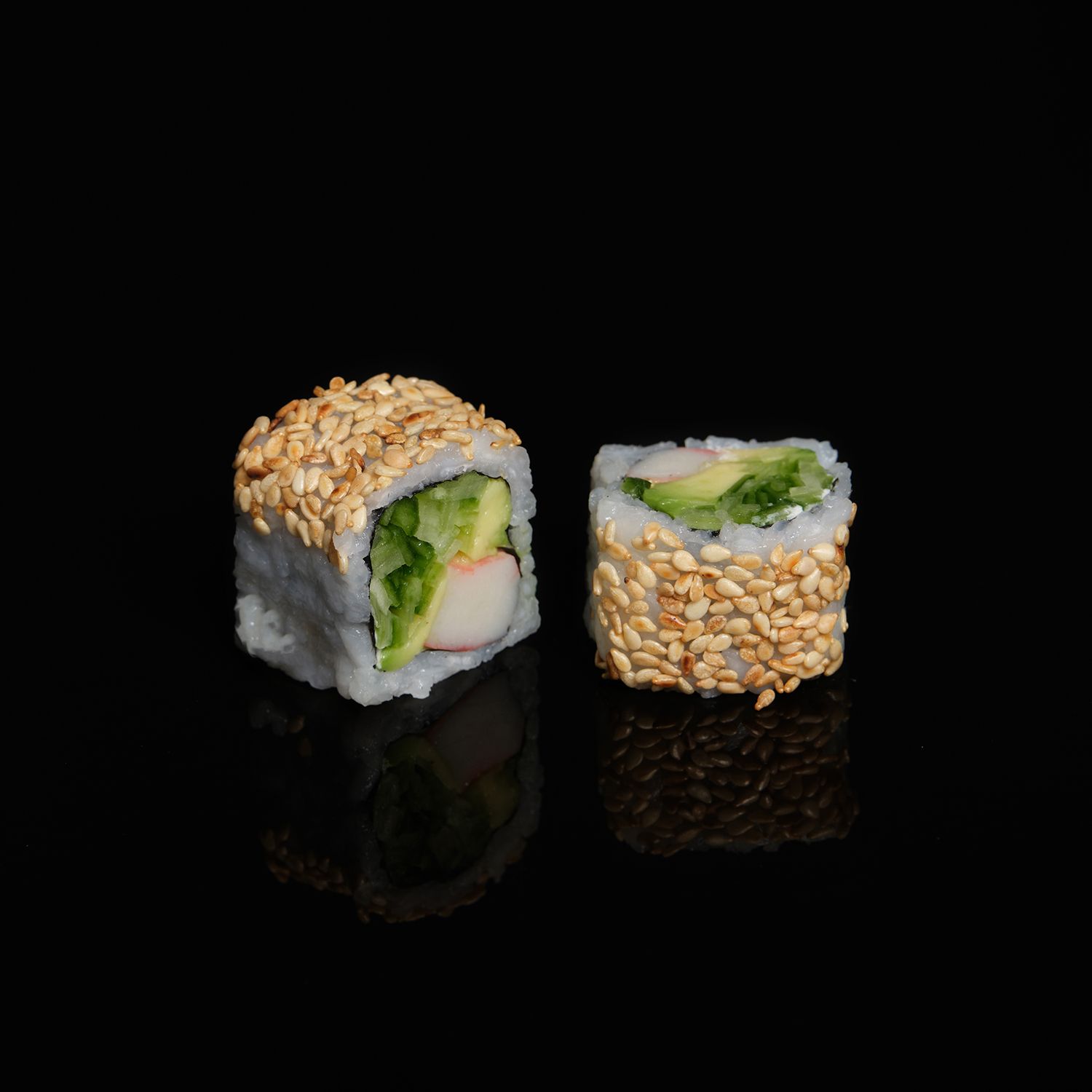 Sesame California Roll (8 pcs)