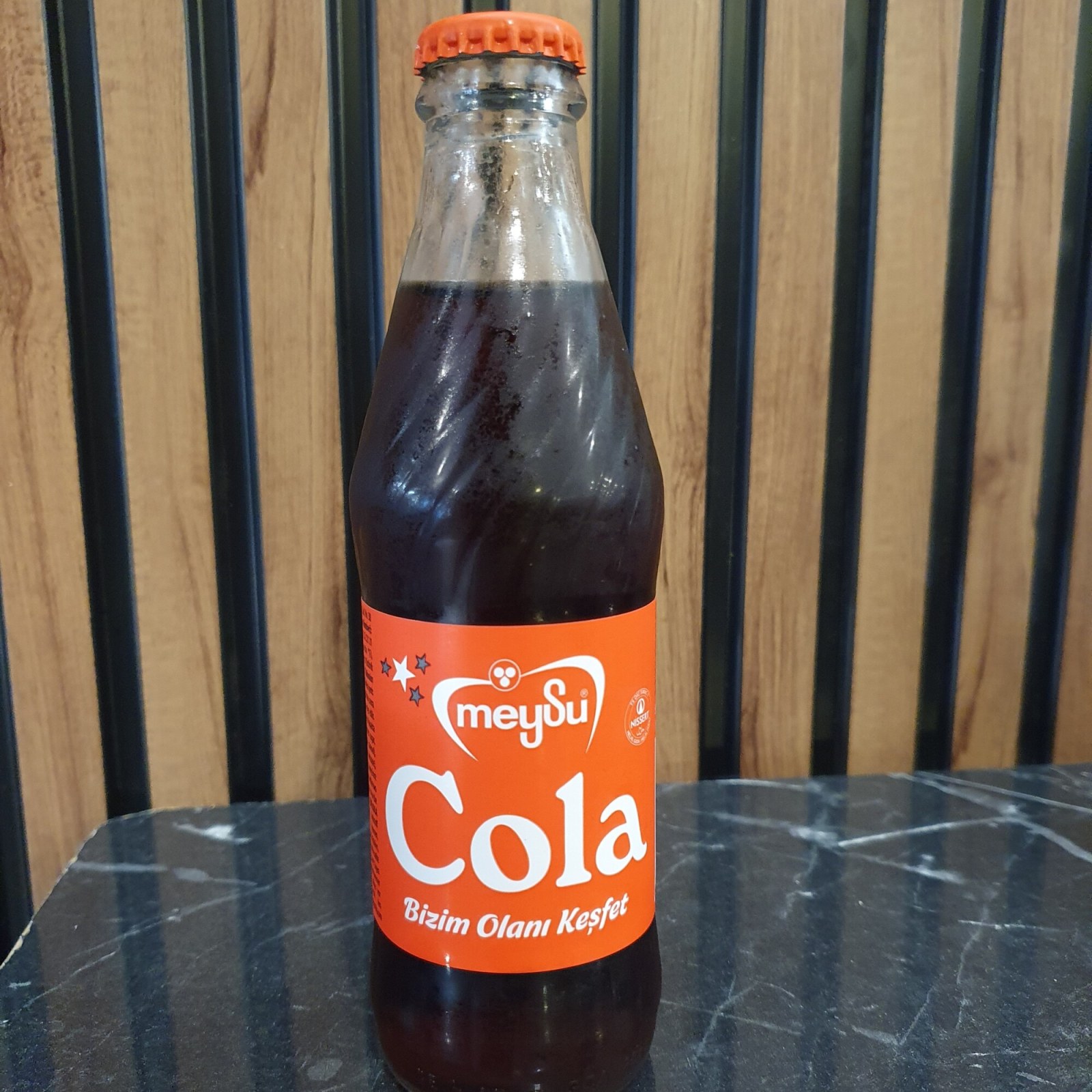 Meysu şişe kola