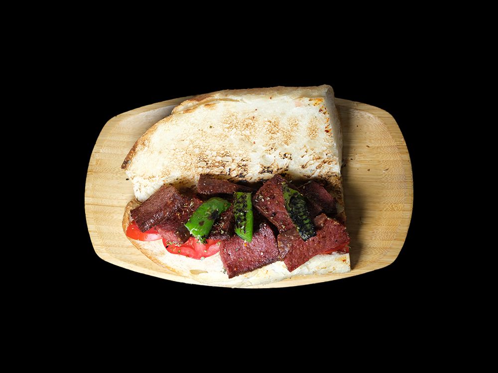 3/4 Ekmek Arası Izgara Sucuk