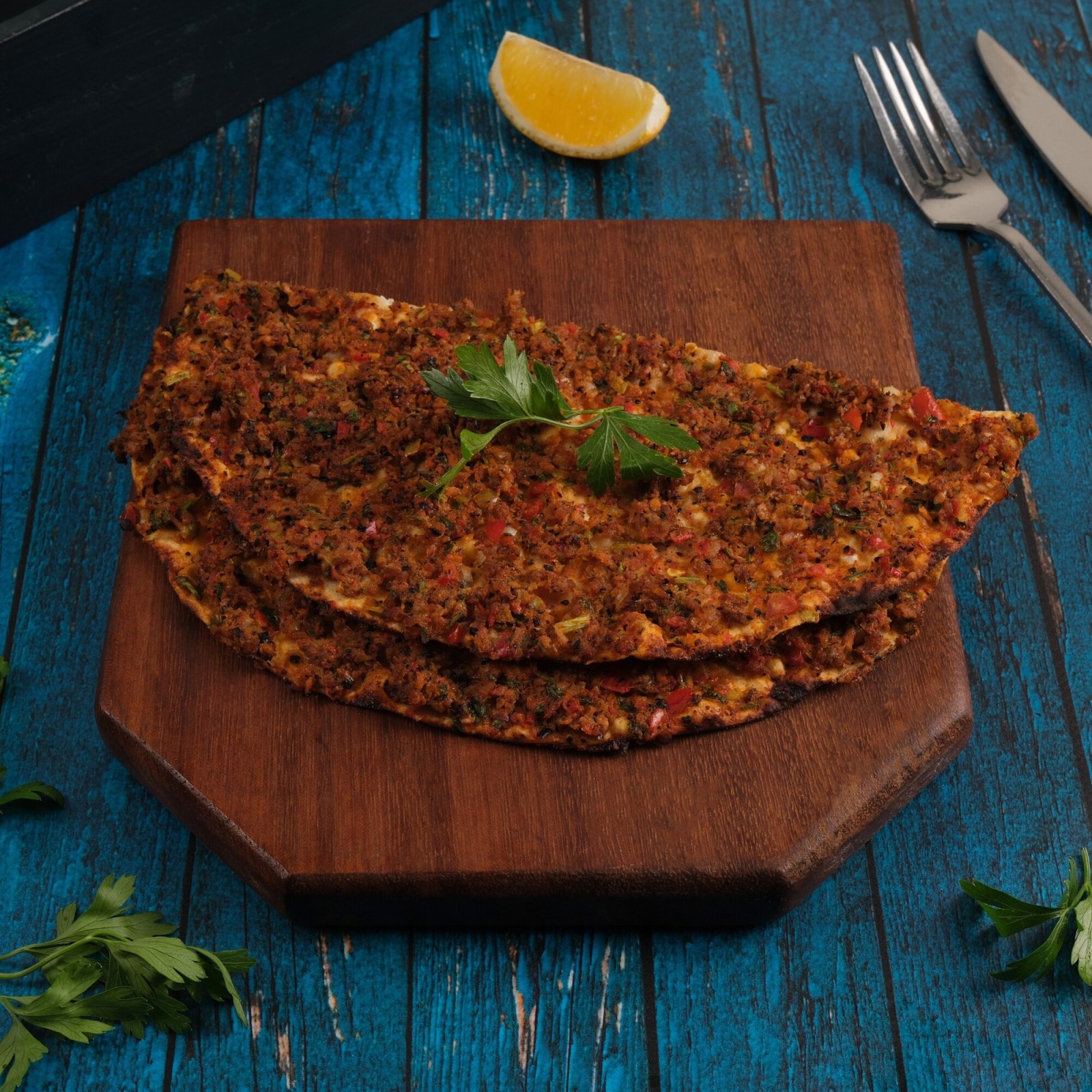 Cevizli Nar Ekşili Lahmacun