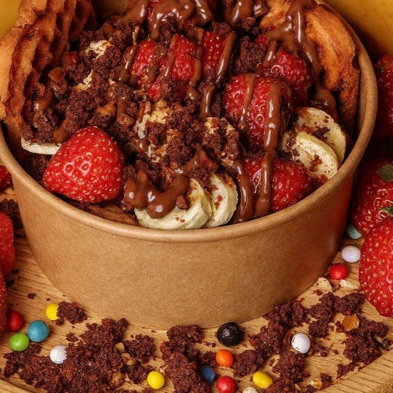 Aden Kova Waffle Klasik akışkan cıkolatalı