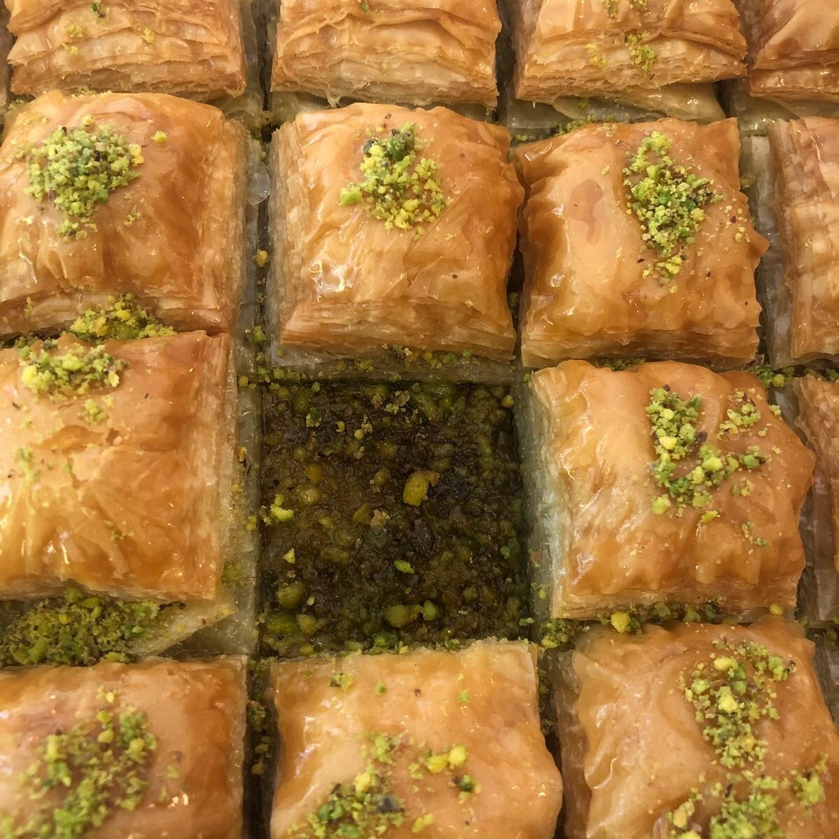 Fıstıklı Kuru Baklava (1 kg)