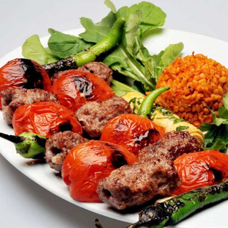 Domatesli Kebap