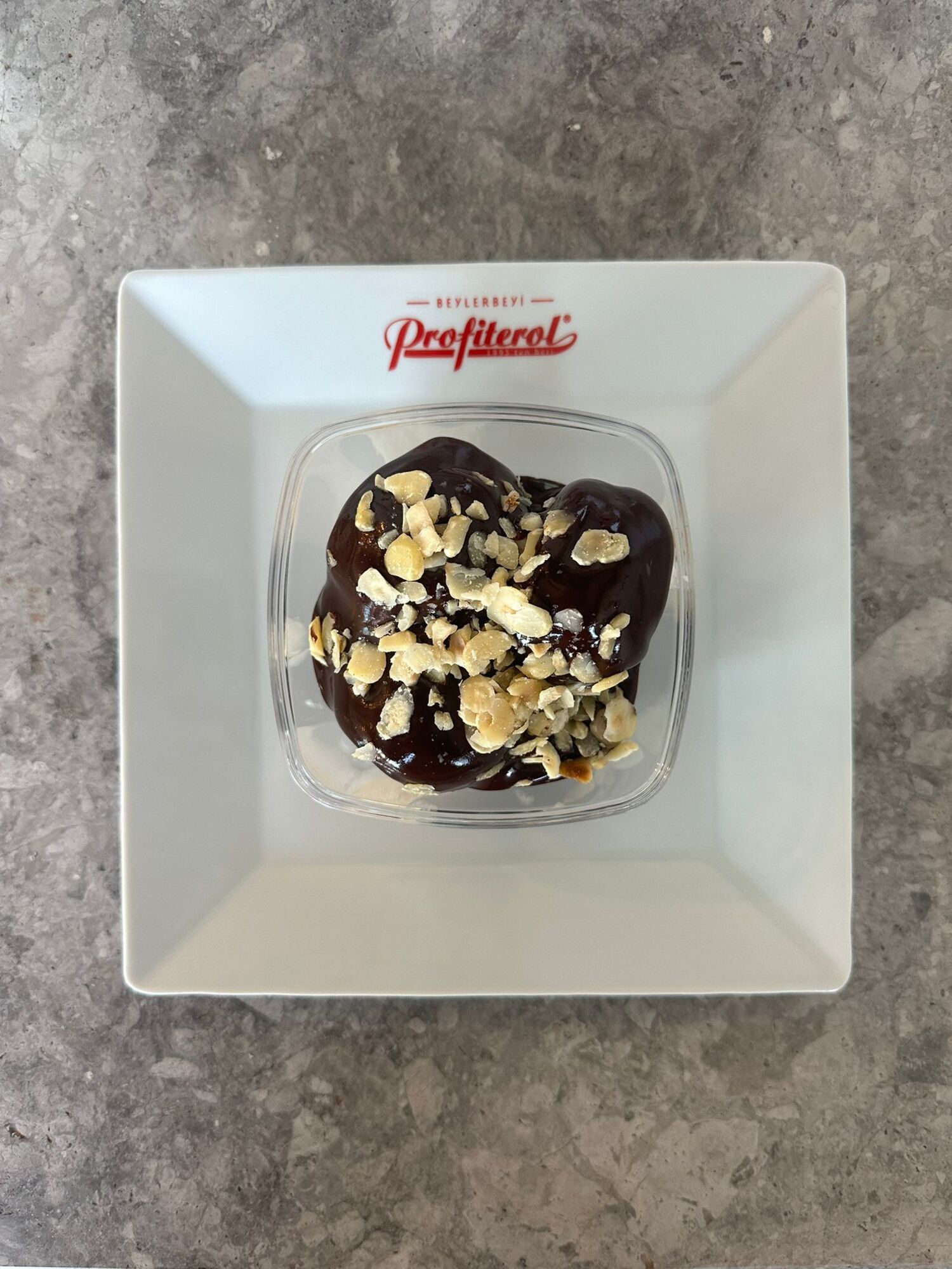 Fındıklı Profiterol ( 200 GR )