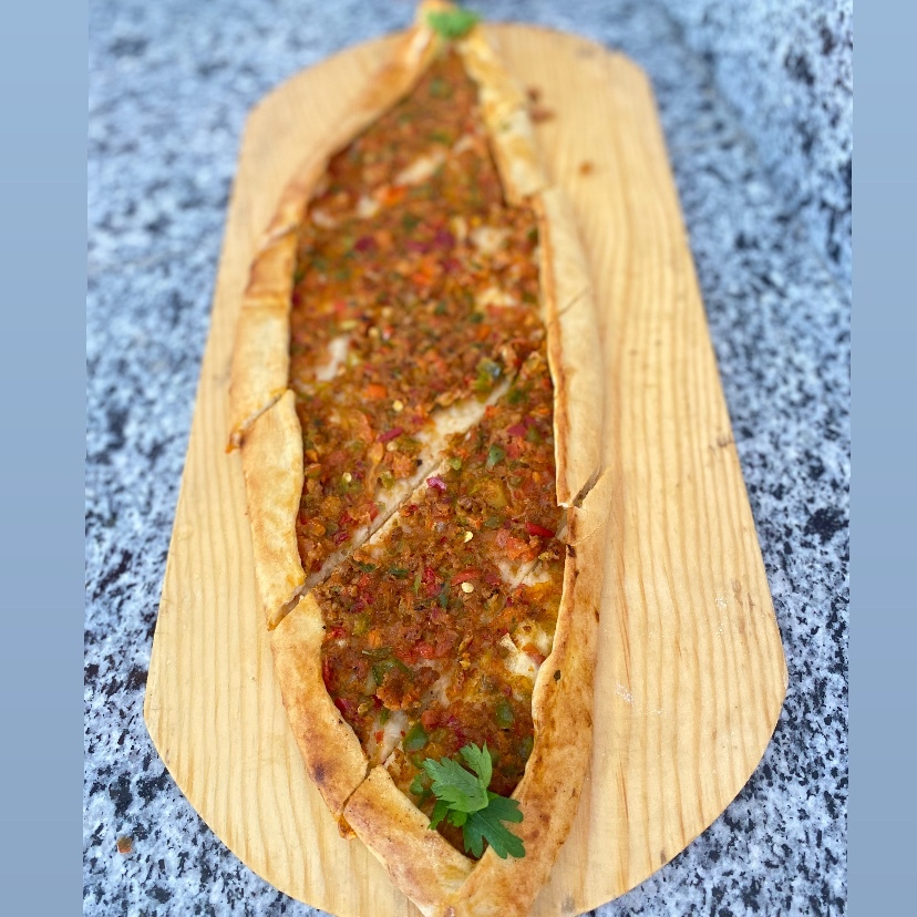 Kıymalı Pide