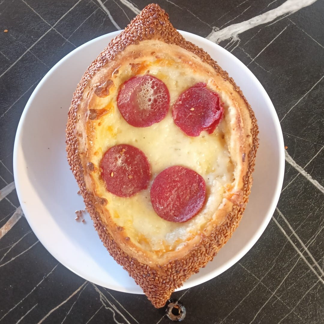 Sucuklu Kaşarlı Kumru