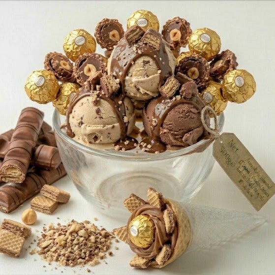 Rocher Çikolatalı Dondurma