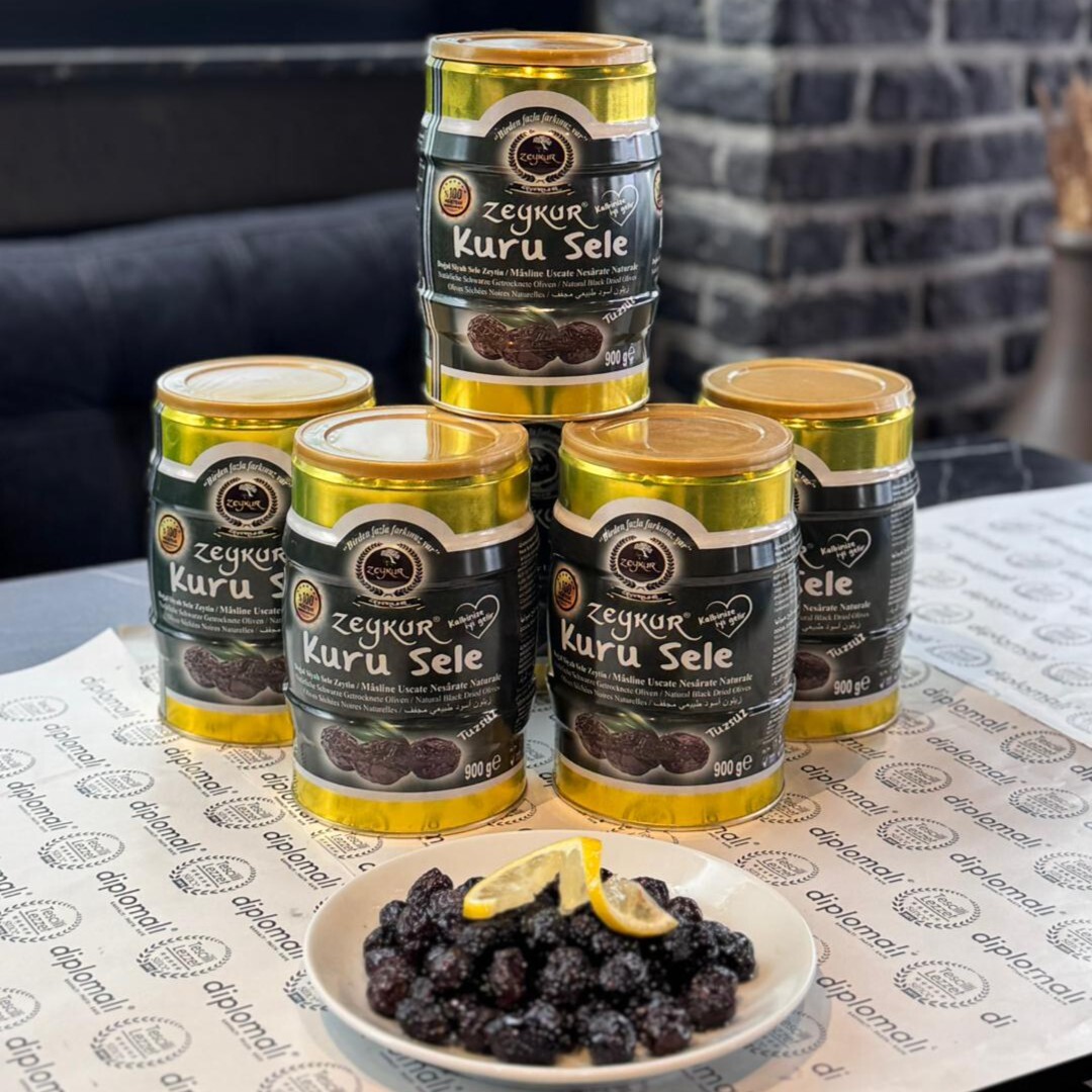 Zeykur Kuru Sele Siyah Zeytin 900 Gr