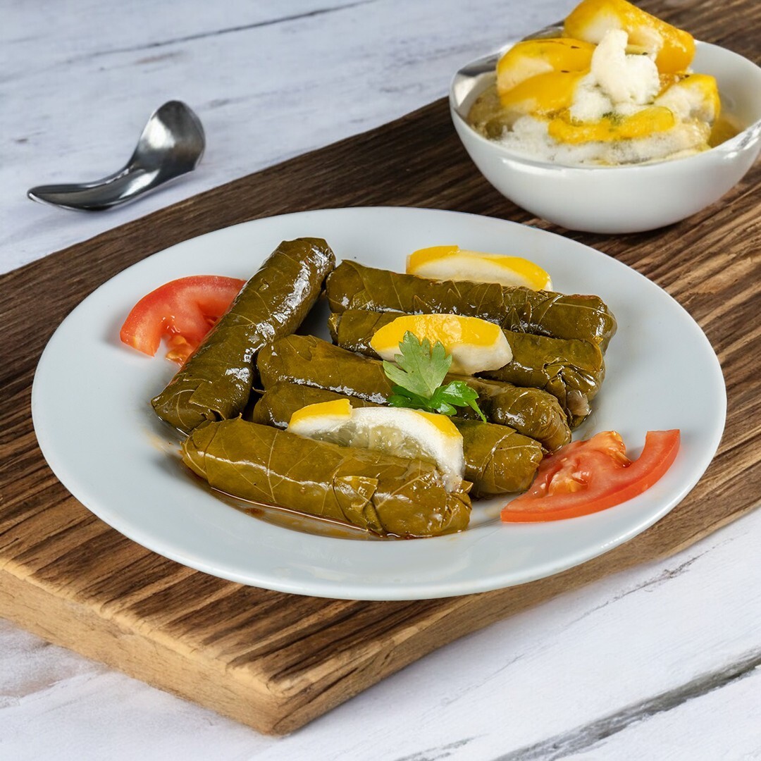 Asma Yaprağının Öpücüğü (Zeytinyağlı Yaprak Sarma)
