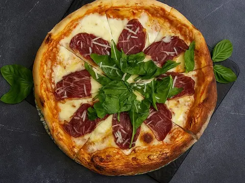 Pastırmalı Pizza