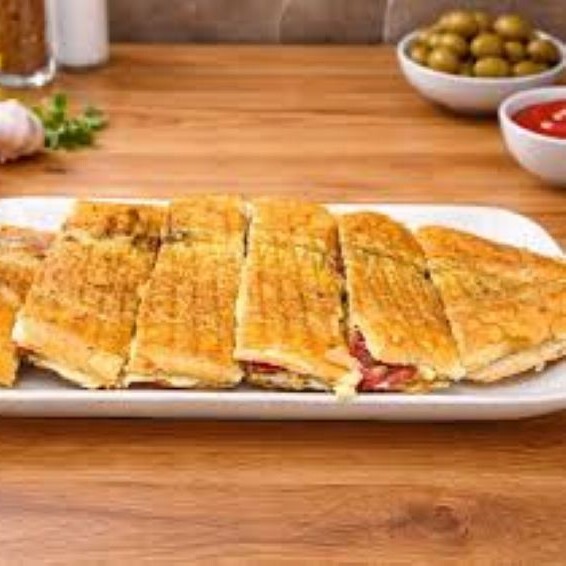Tam Ekmek Sanayi Tostu + Ayran