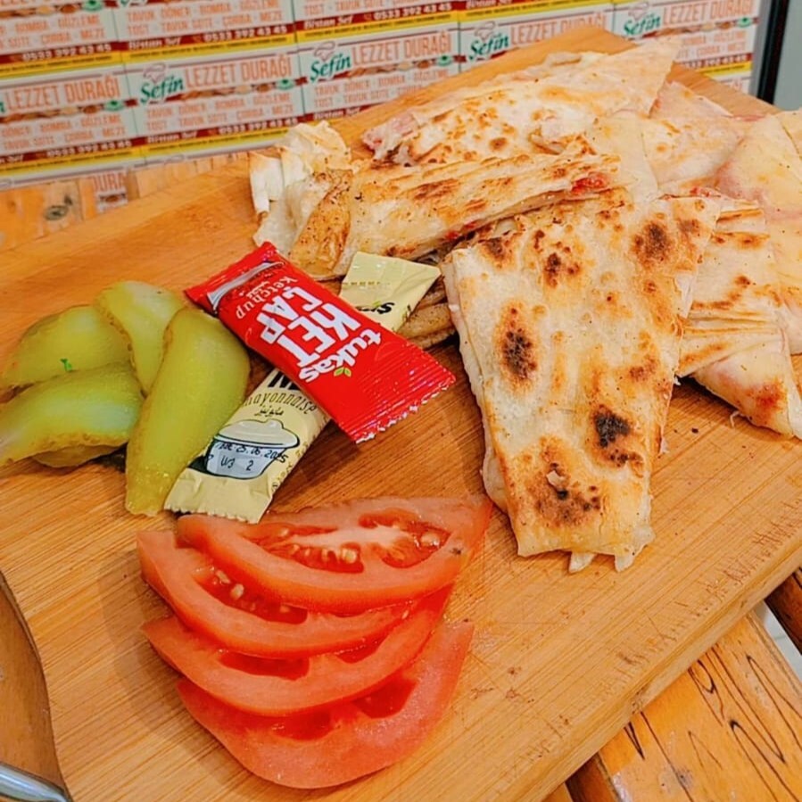 Gözleme Kaşarlı