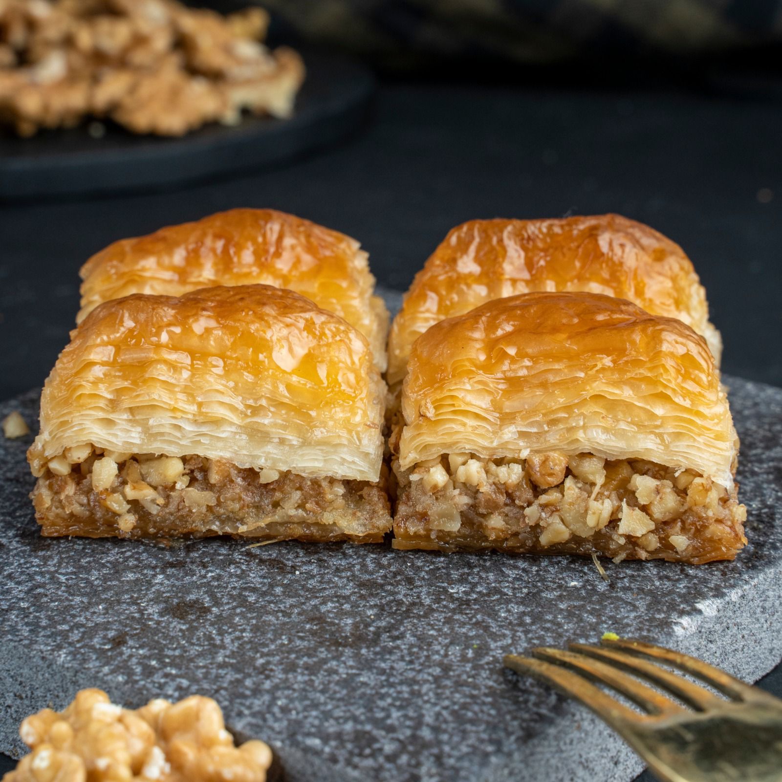 Cevizli Baklava (1 kg.)