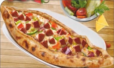 Sucuk Kaşar Domates Biber Pide