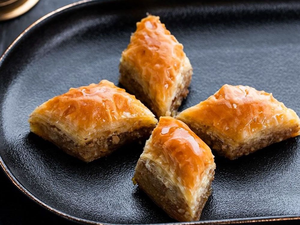 Cevizli Ev Baklavası (1 kg.)