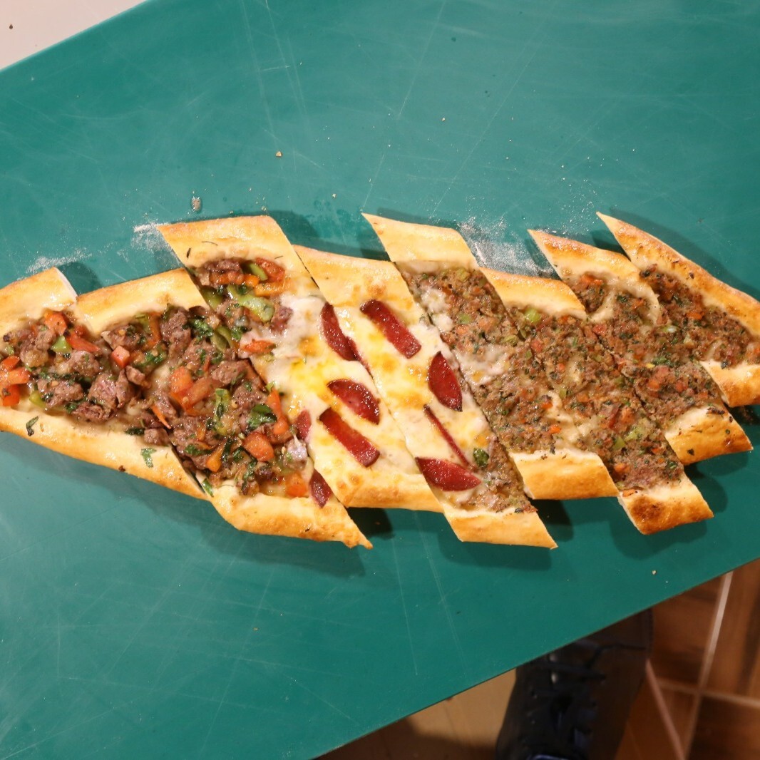 Karışık Pide