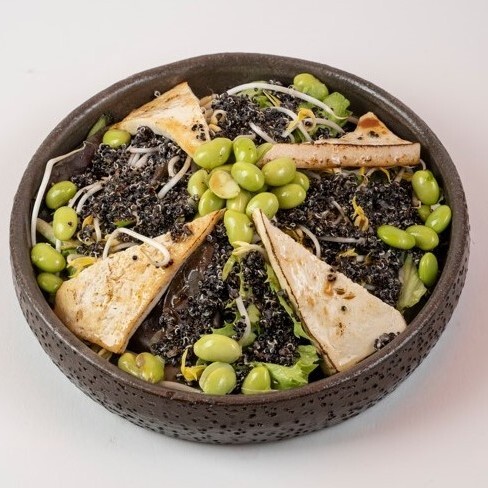 Tofu Kinoa Salatası