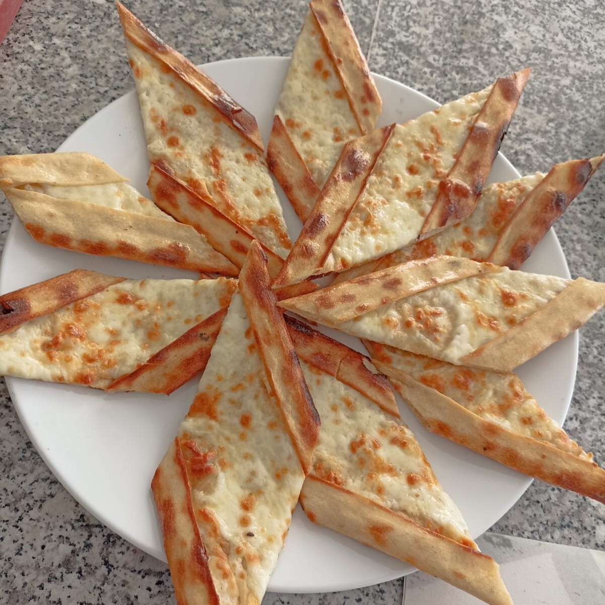 Peynirli Pide (Şerbetli)
