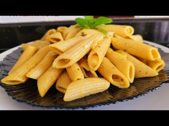 Köri Soslu tavuklu penne Makarna