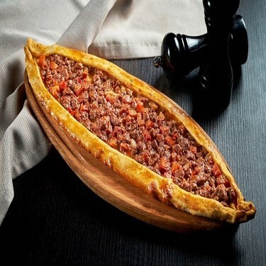 Kuşbaşılı Pide