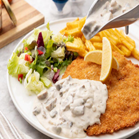 Mantar Soslu Tavuk Şnitzel