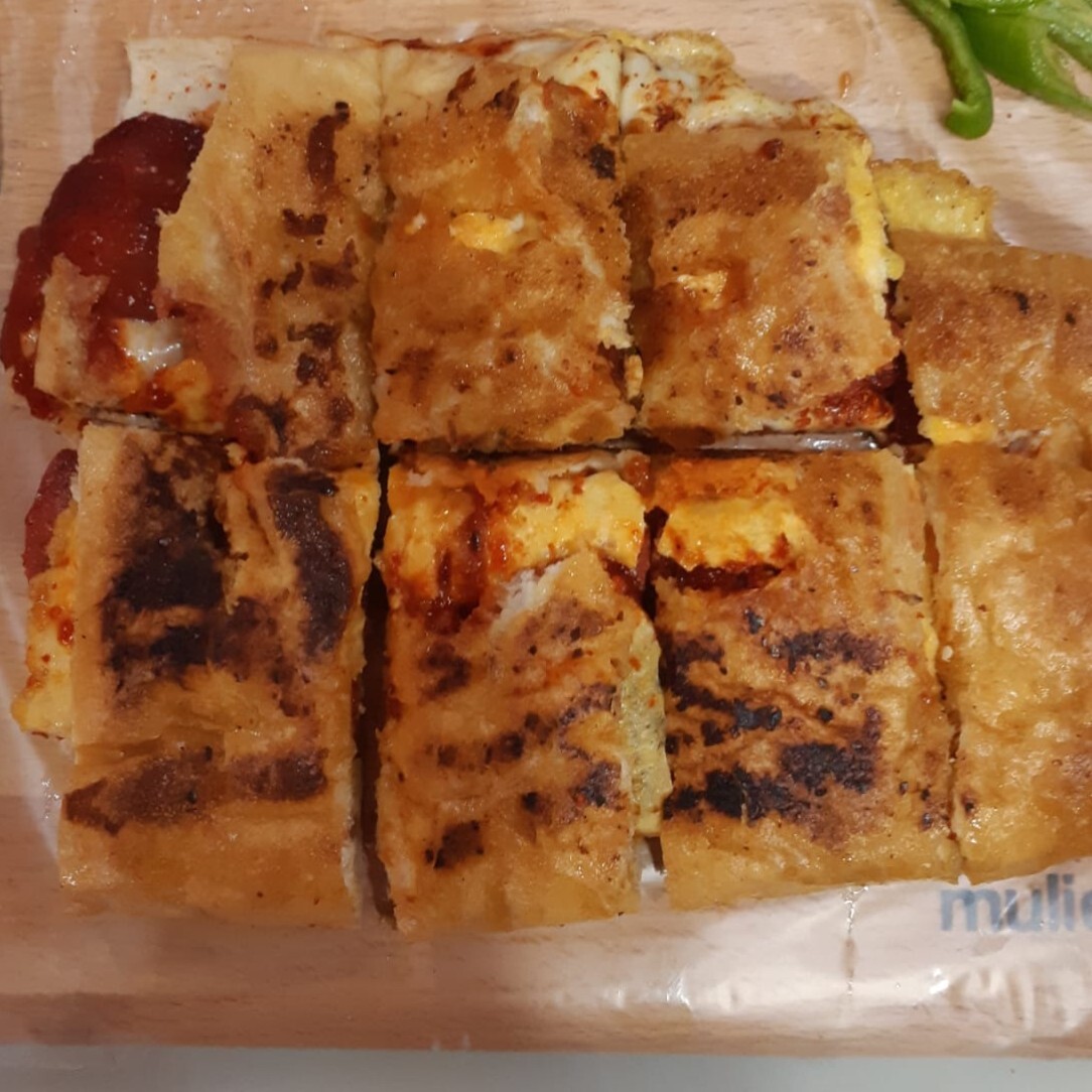 Yarım Ekmek Atom ( susamlı ekmek )