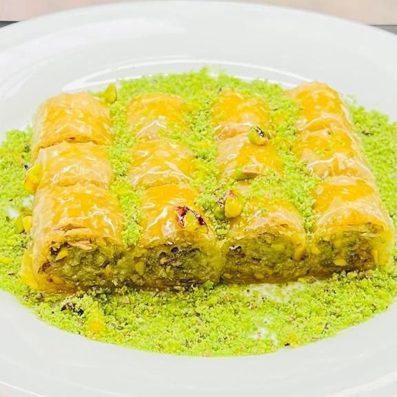 Fıstıklı Özel Baklava (500 g)