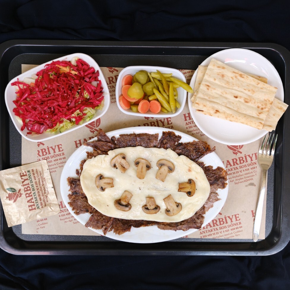 Mantarlı Et Servis