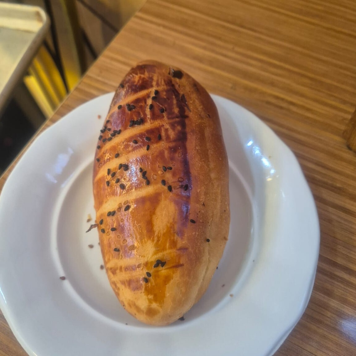 Sucuk Kaşarlı Açma
