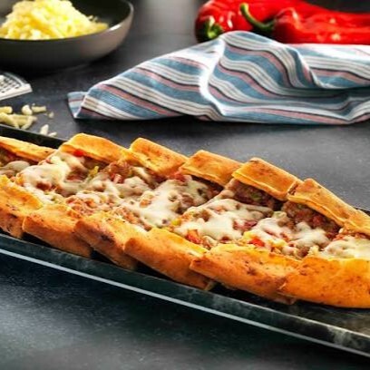 Kıyma Kaşarlı Pide