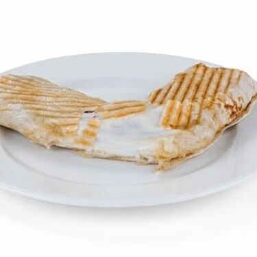 Kaşarlı Dürüm Tavuk Döner