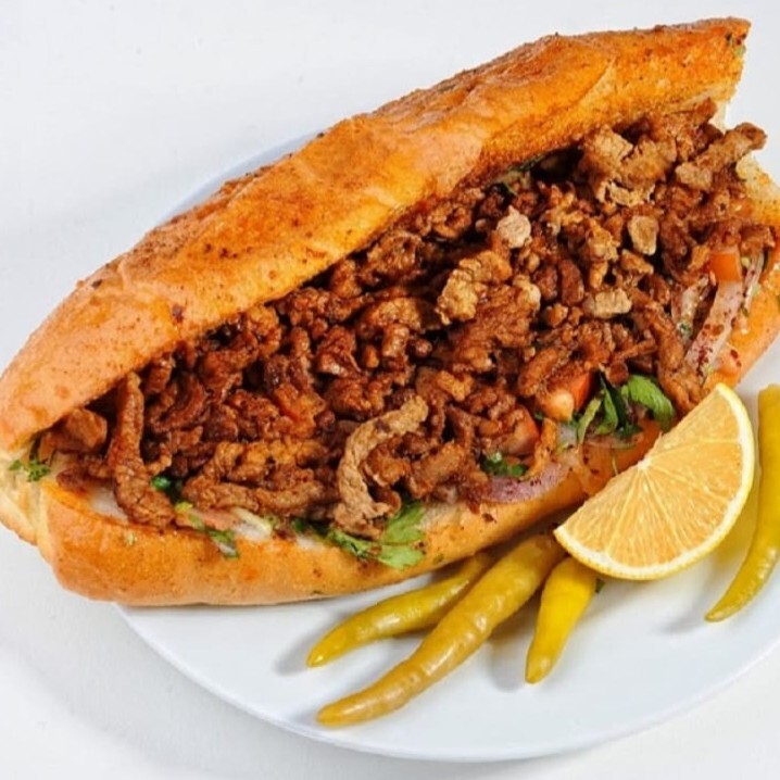 4'lü Ekmek Arası Tavuk Tantuni 4 Ayran
