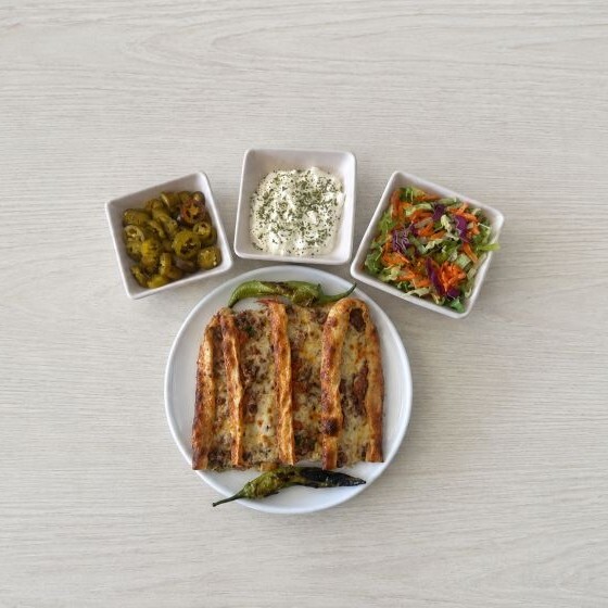 Kuşbaşılı Kaşarlı Pide 5 Adet