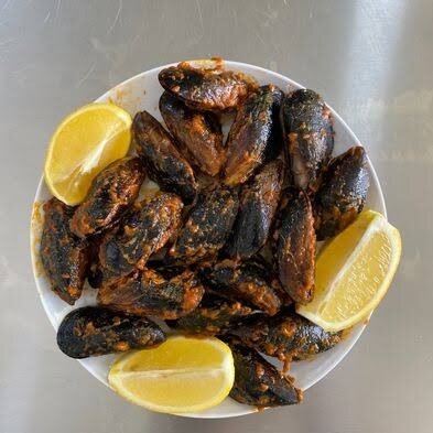 ACILI MİDYE DOLMA